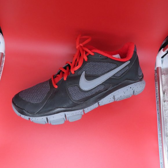 Nike Free TR2 Winter, Size 10 - Picture 1 of 3